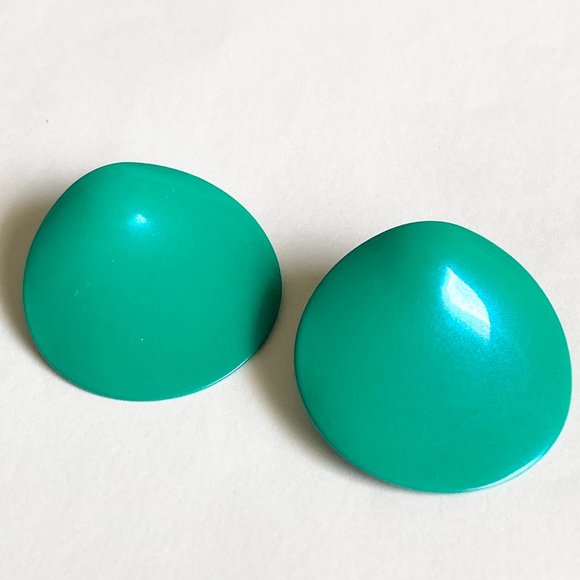 Vintage Aqua Green Enamel Clip On Earrings 70's 80's Pearlized Freeform Modern - Picture 1 of 9